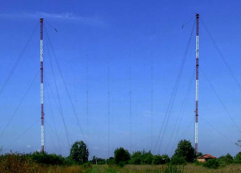 Trumpųjų bangų antena AHR4/4/1.0