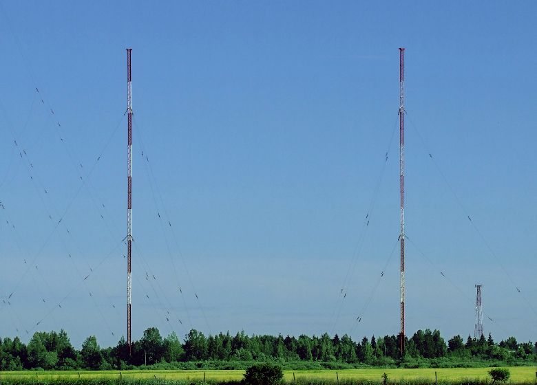 Viduriniųjų bangų antenos VB-1 ir VB-2